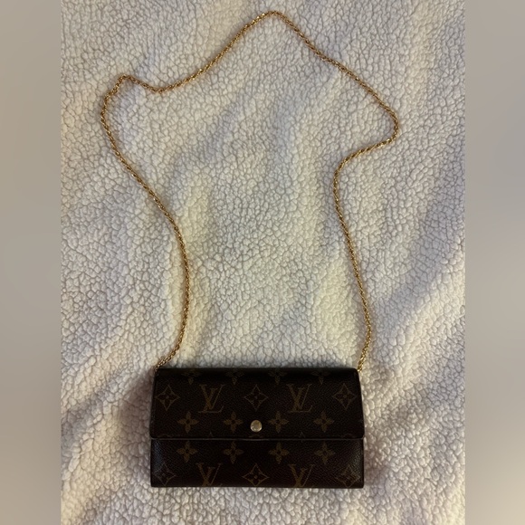 Louis Vuitton Handbags - authentic Louis Vuitton Sarah Monogram long Bifold Wallet